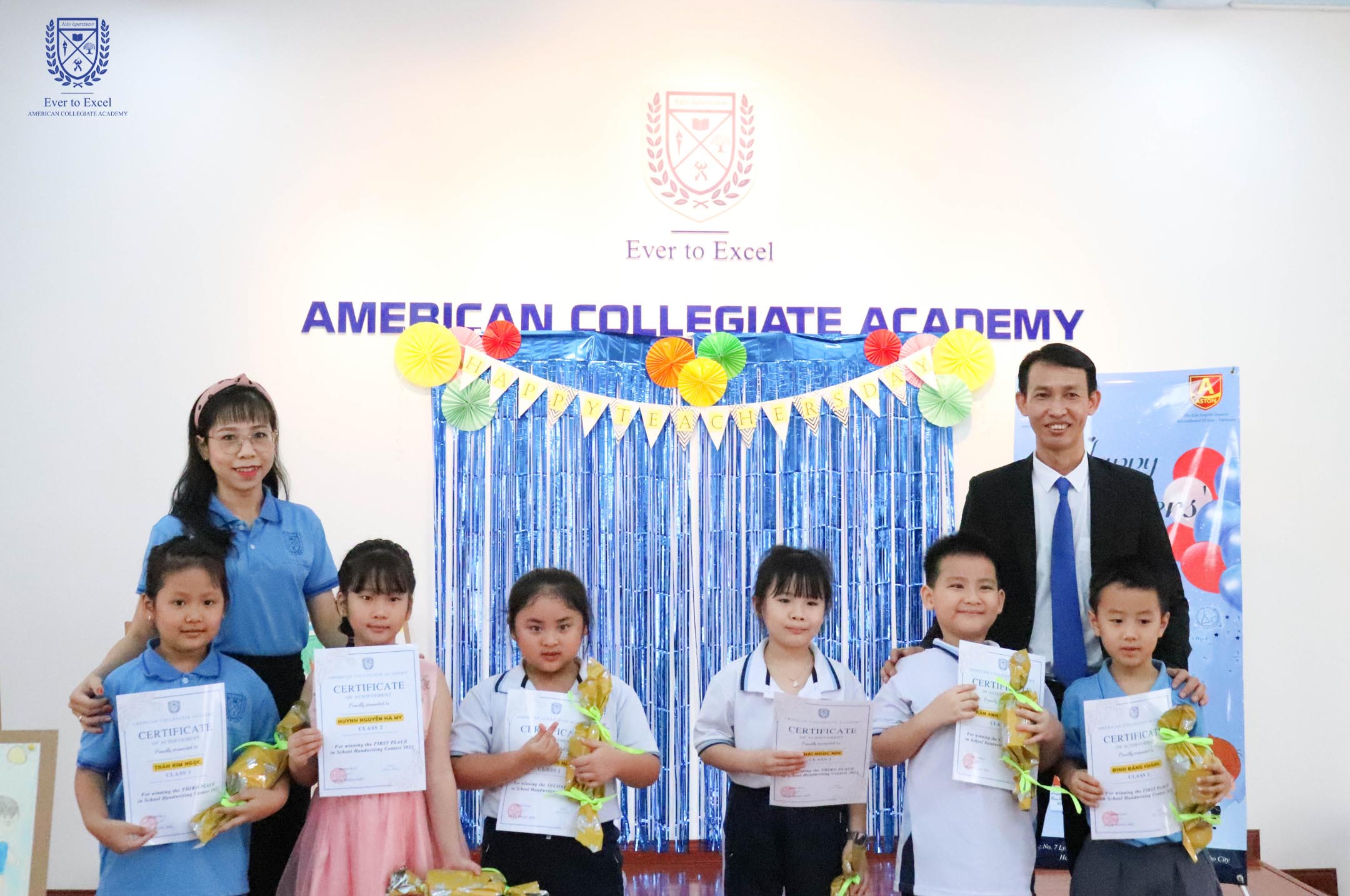 cac em hoc sinh aca school nhan giai